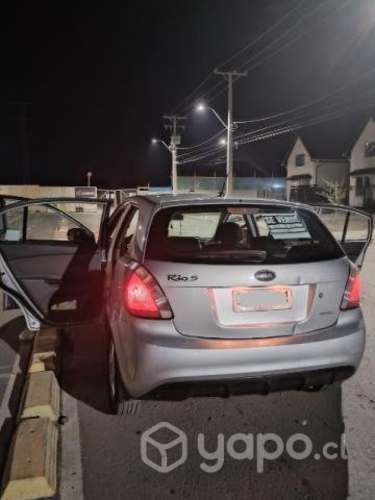 Kia rio jb 2010