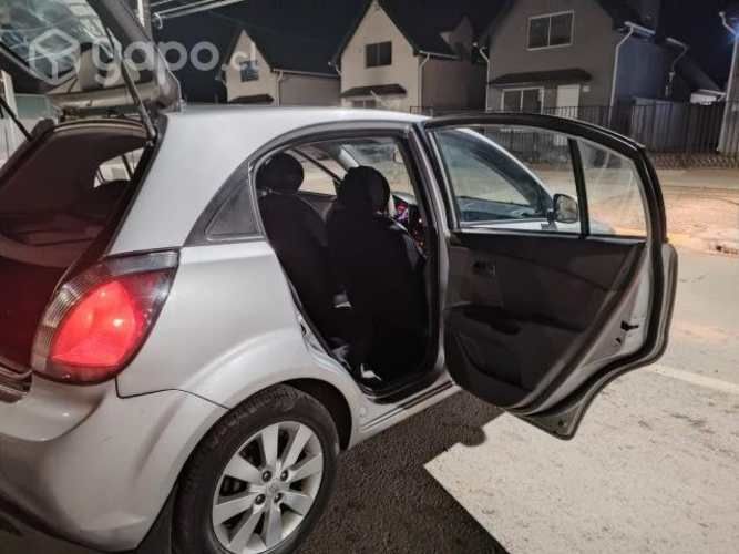 Kia rio jb 2010