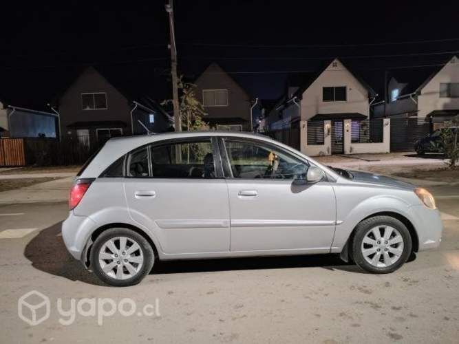 Kia rio jb 2010