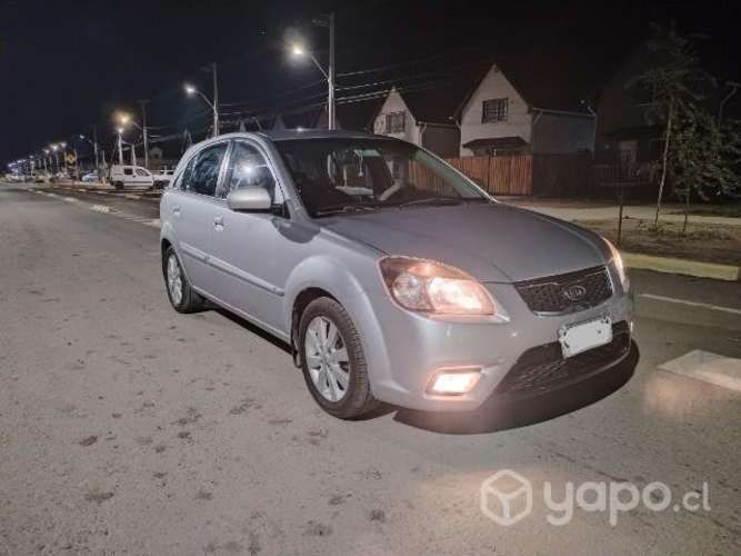 Kia rio jb 2010