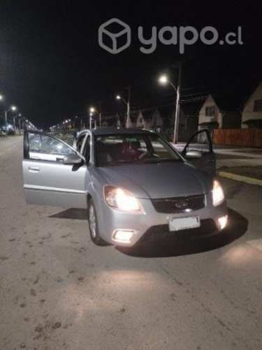 Kia rio jb 2010
