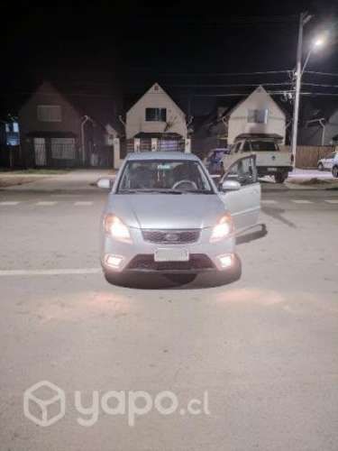 Kia rio jb 2010