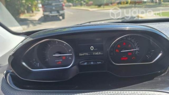 PEUGEOT 2008 2018 Allure 1.6 Blue HDI MT5