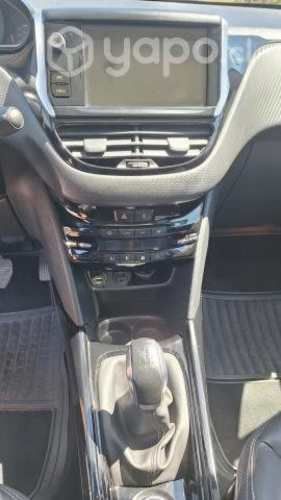 PEUGEOT 2008 2018 Allure 1.6 Blue HDI MT5