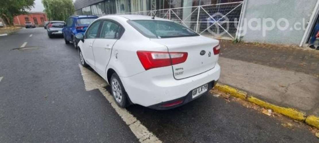 Vendo kia rio 4