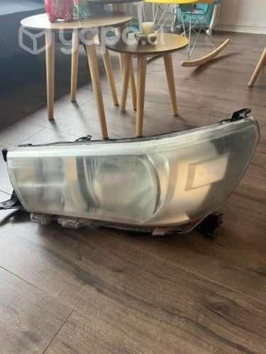 Foco delantero toyota hilux 2016-2020