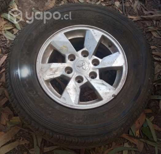 Llanta Aluminio Con Neumático Mitsubishi L200 2.4