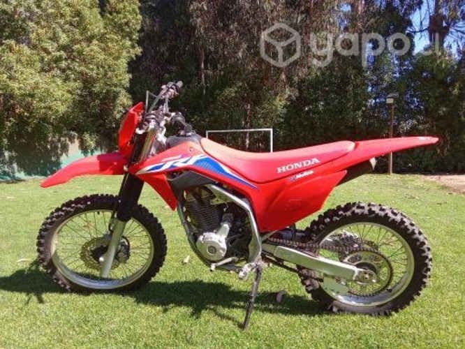 Moto Honda CRF 250f año 2022