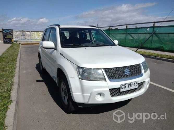 Suzuki grand nomade 2010