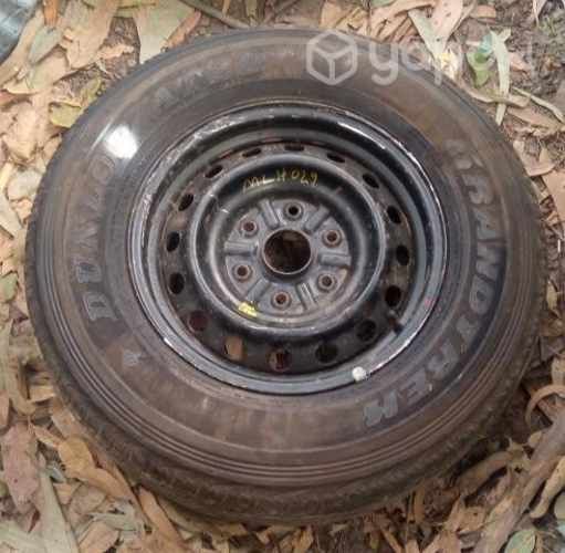 Llanta Fierro Detalle Con Neumático Mitsubishi