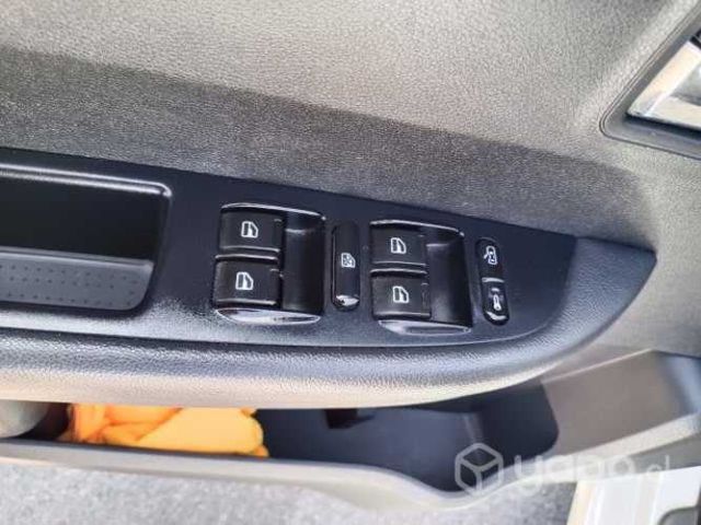 Vendo vehículo reparado de siniestro