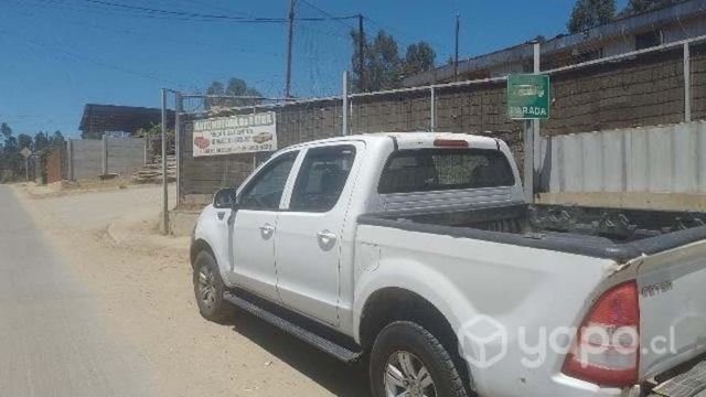 Se vende Camioneta fotón terracota 2013