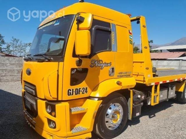 Camion Grúa Ford Cargo 1933