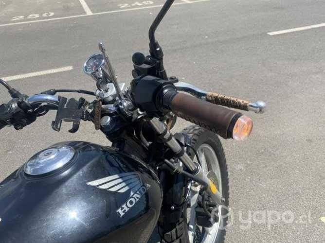 Moto honda GL150 modificada