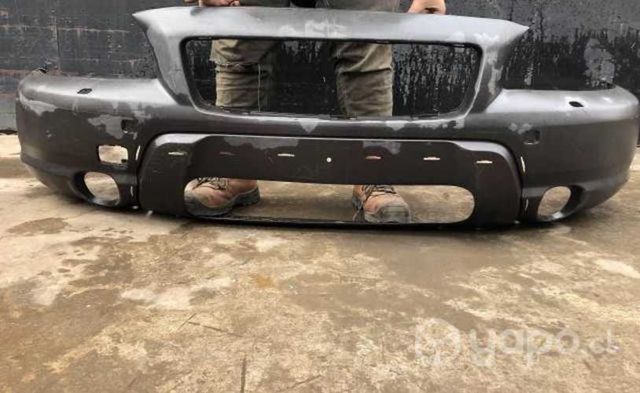 Parachoque volvo xc70 (11.63)