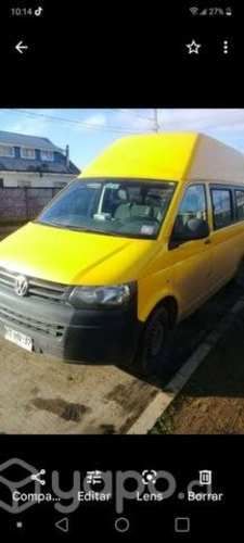 Escolar Volkswagen Transporter 2016