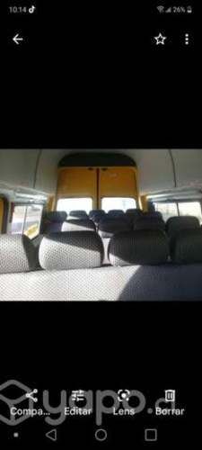 Escolar Volkswagen Transporter 2016