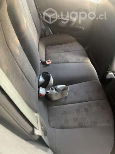 Vendo Hyundai accent 1.5 GL año 2004