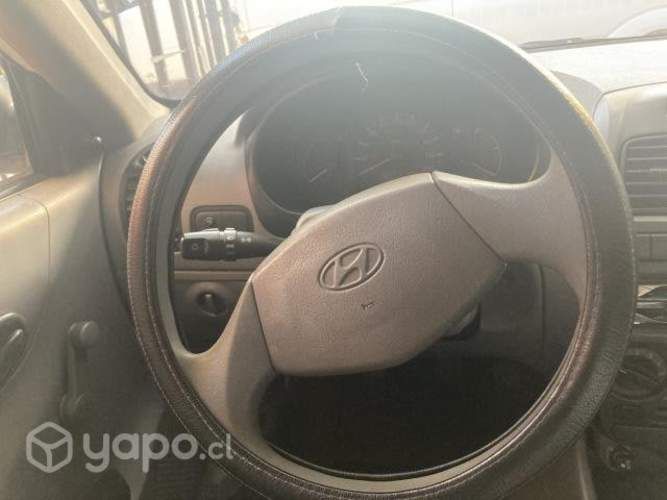 Vendo Hyundai accent 1.5 GL año 2004