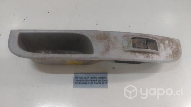 Boton Alza Vidrio Puerta Trasera Izquierda