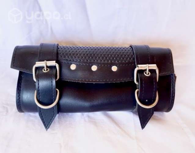 Estuche alforja cuero herramientas moto