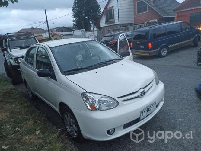 Toyota yaris 2006