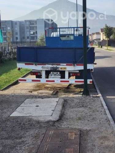 Vendo Camion Mitsubishi Canter Fuso 915