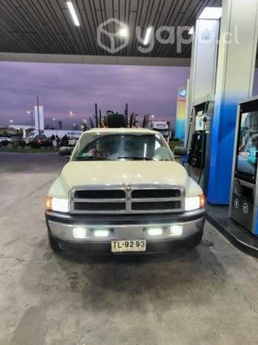 Dodge RAM 1500 año 2000