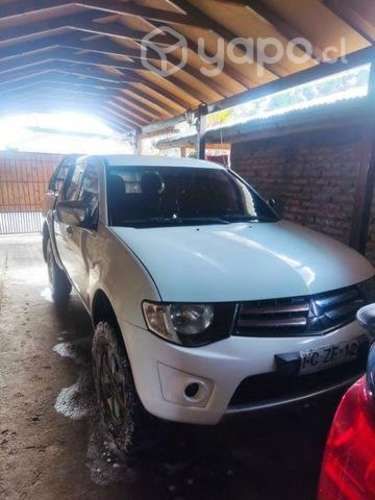 Mitsubishi l200 katana