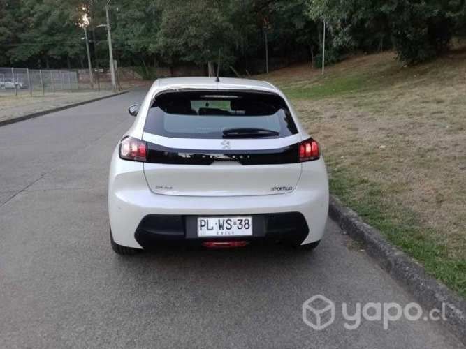 Vendo impecable Peugeot 208