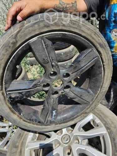 Llanta hyundai veloster