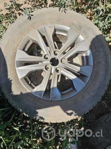 Llanta hyundai santa fe 2015