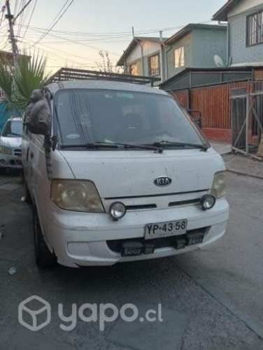 Kia besta 2005