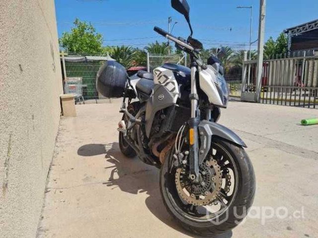 Vendo mi CFMOTO 400Nk