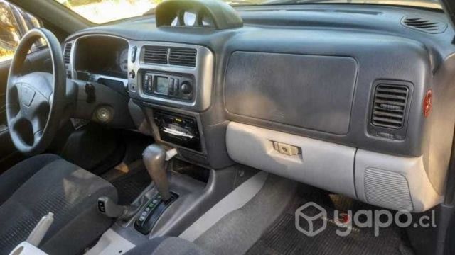 Mitsubishi montero sport 2007