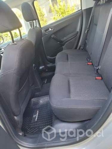 Peugeot 208 1.6 hdi