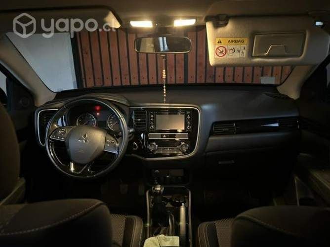 Mitsubishi new Outlander 2020