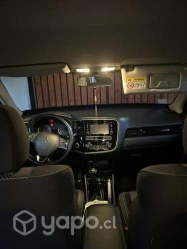 Mitsubishi new Outlander 2020