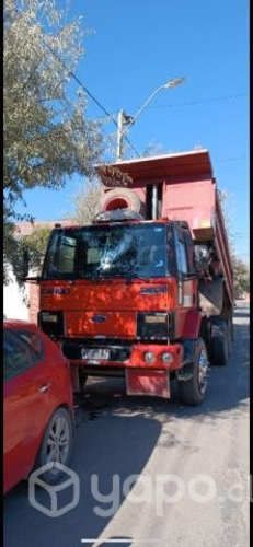 Se vende camión tolva 14 cubo