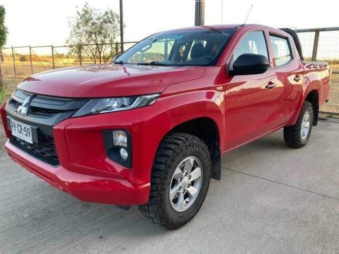 Mitsubishi l200 katana 2021