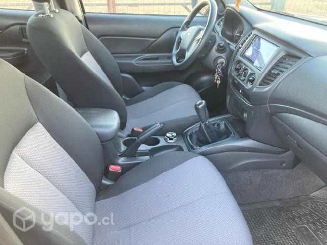 Mitsubishi l200 katana 2021