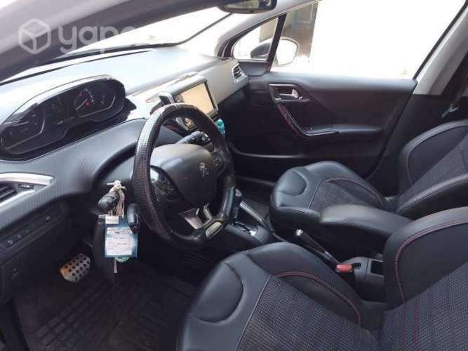 Peugeot 208 gt line 2016