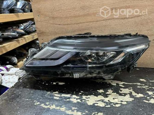 Óptico Mitsubishi L200 izquierdo