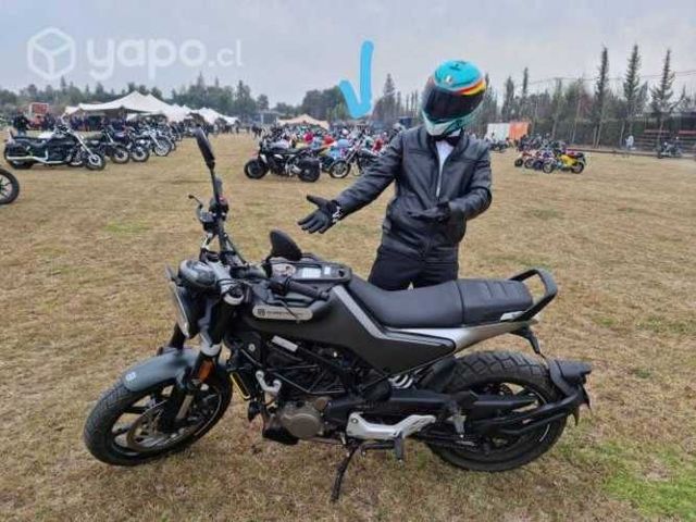 HUSQVARNA SVARTPILEN 200, año 2021