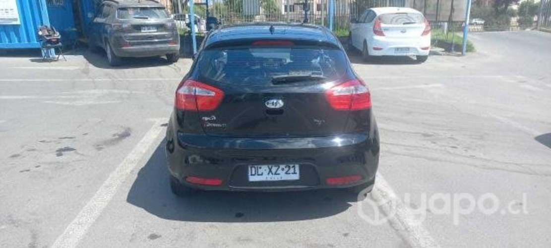 Kia motors rio 2012