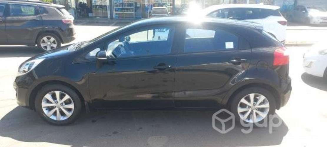 Kia motors rio 2012