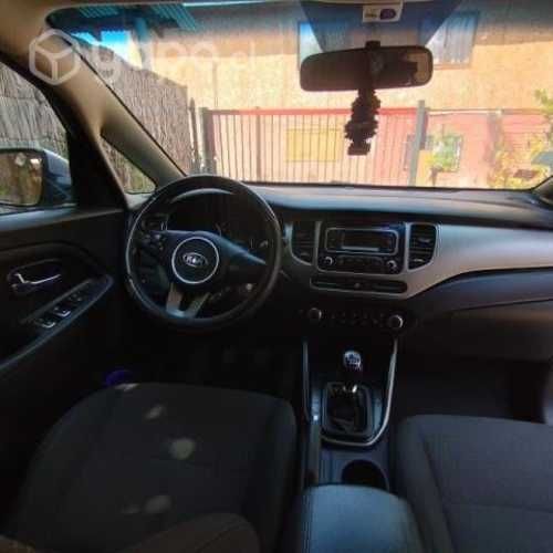 Kia Carens Full equipo