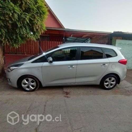 Kia Carens Full equipo