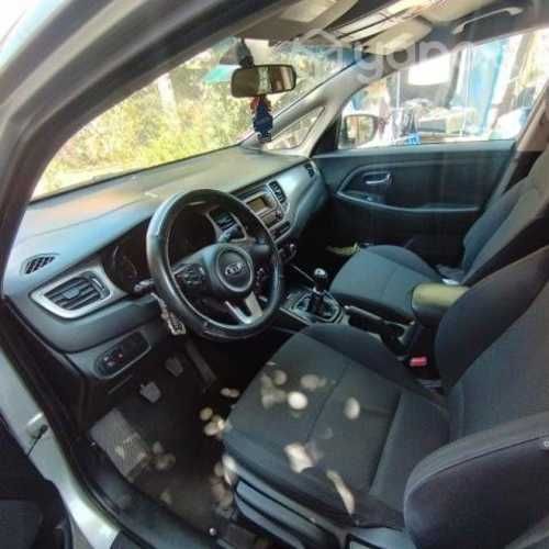 Kia Carens Full equipo