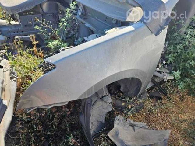 Tapabarro nissan sentra 2010